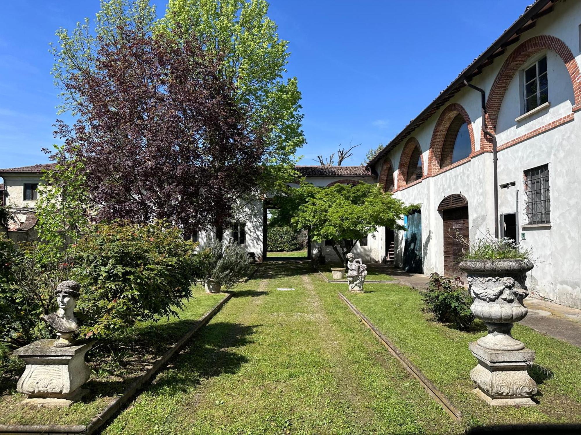 הוילה San Zenone al Po Affascinante Casale Brambilla Vicino Pavia מראה חיצוני תמונה