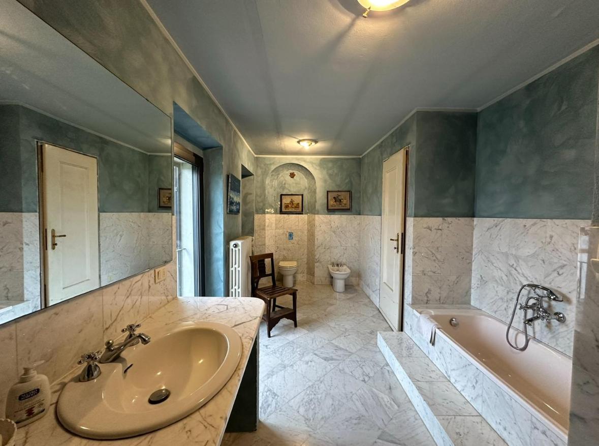 הוילה San Zenone al Po Affascinante Casale Brambilla Vicino Pavia מראה חיצוני תמונה
