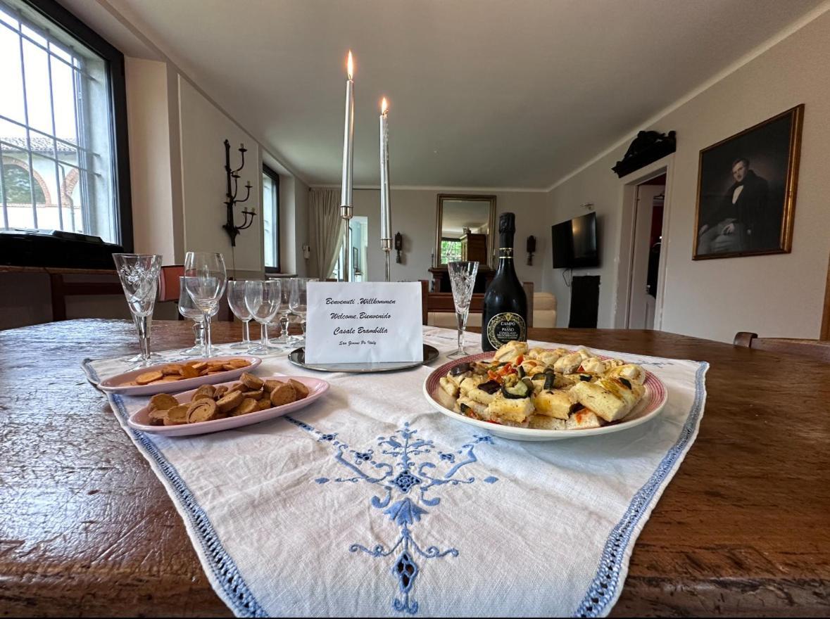 הוילה San Zenone al Po Affascinante Casale Brambilla Vicino Pavia מראה חיצוני תמונה